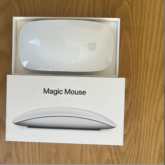 Excellent Apple Magic Mouse Wireless, rechargeable - Silver - Picture 1 of 2